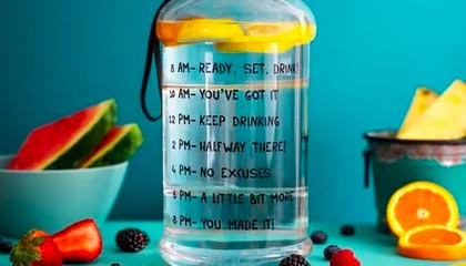 爱游戏全站app注册-“足球智者”：某某教练解读战术变革心得，足球技战术训练全书