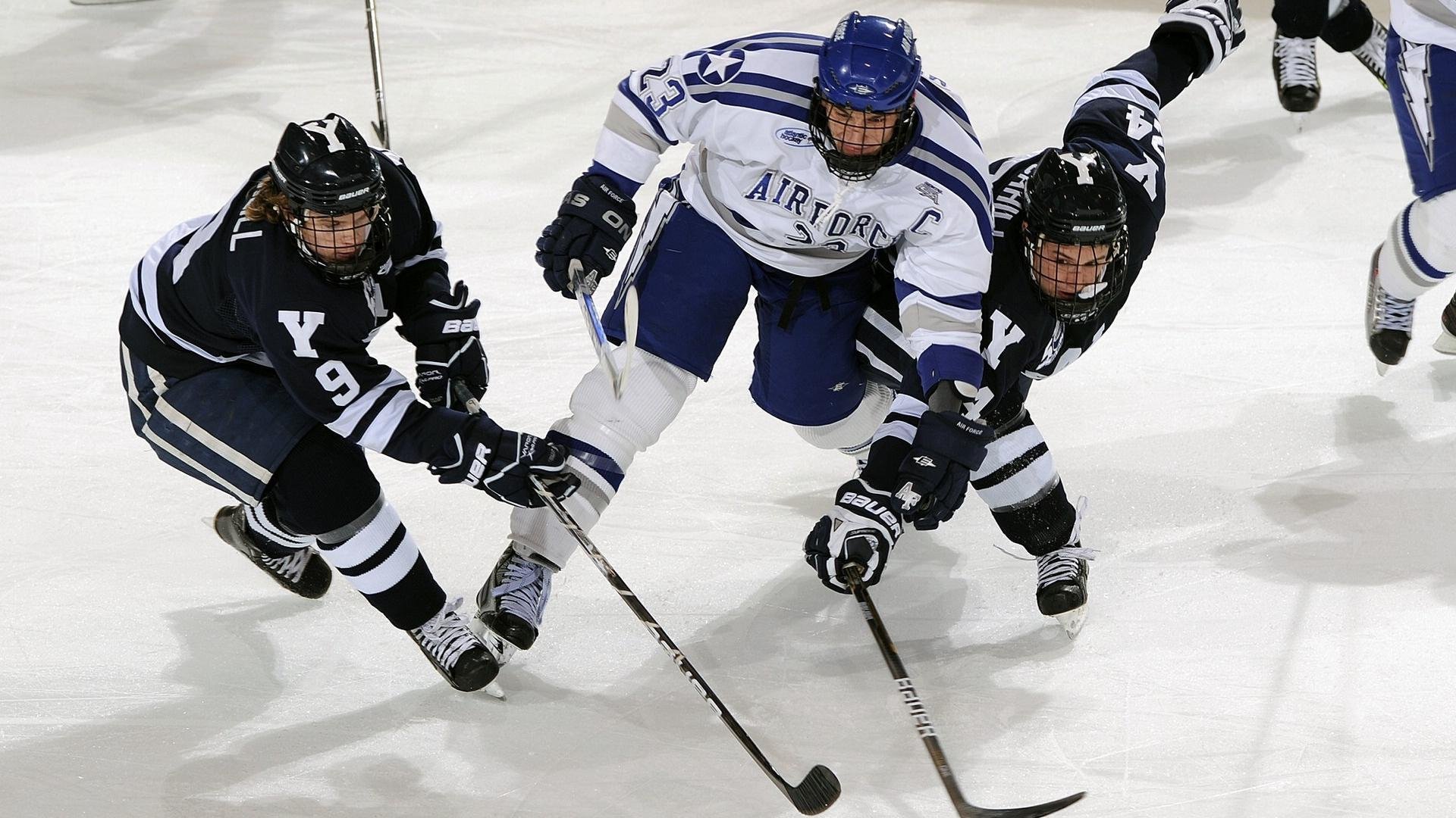 意甲战术变化频繁，精彩表现夺人眼球，意甲争4